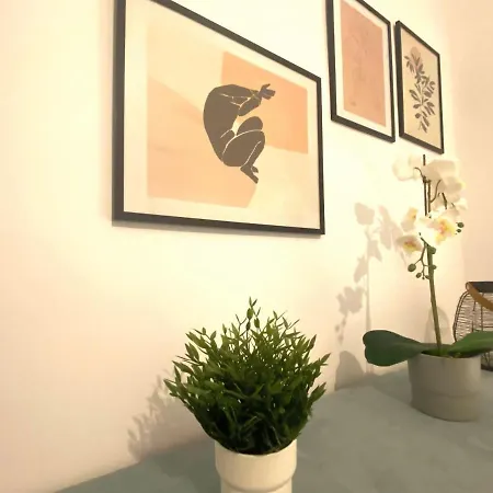 Newly Renovated Las Americas Modern 3Bd Apartment