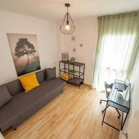Newly Renovated Las Americas Modern 3Bd Apartment Lägenhet *