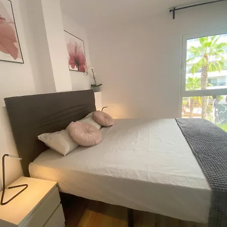 Newly Renovated Las Americas Modern 3Bd Apartment Lägenhet